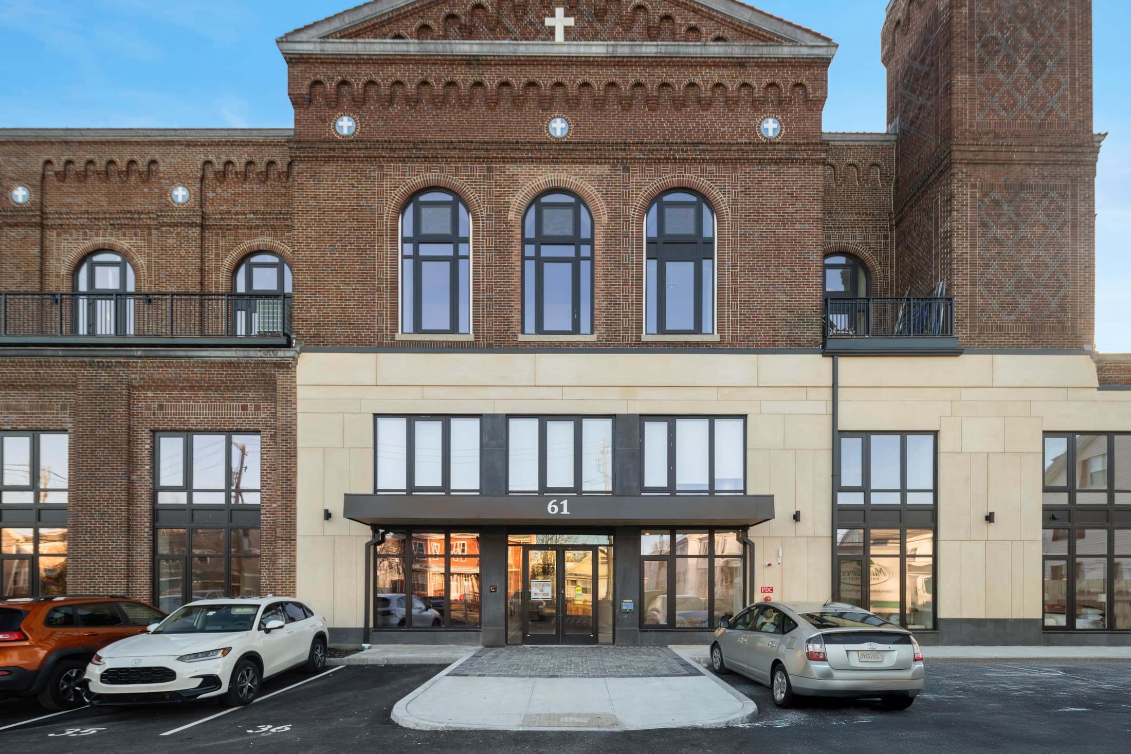 Corinthian front view